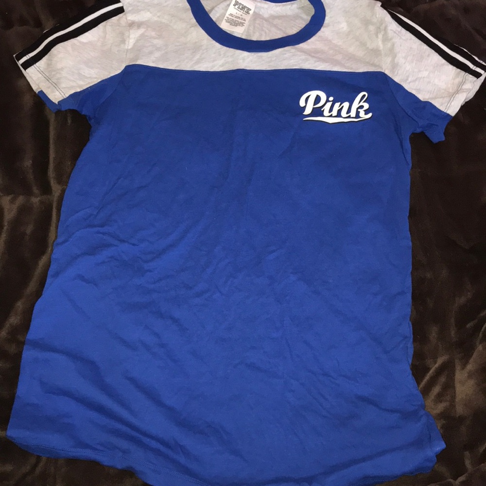 Pink short sleeve shirt